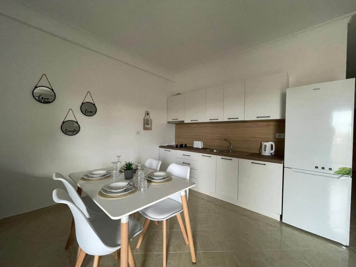 Vlorë The Sunset Apartment מראה חיצוני תמונה
